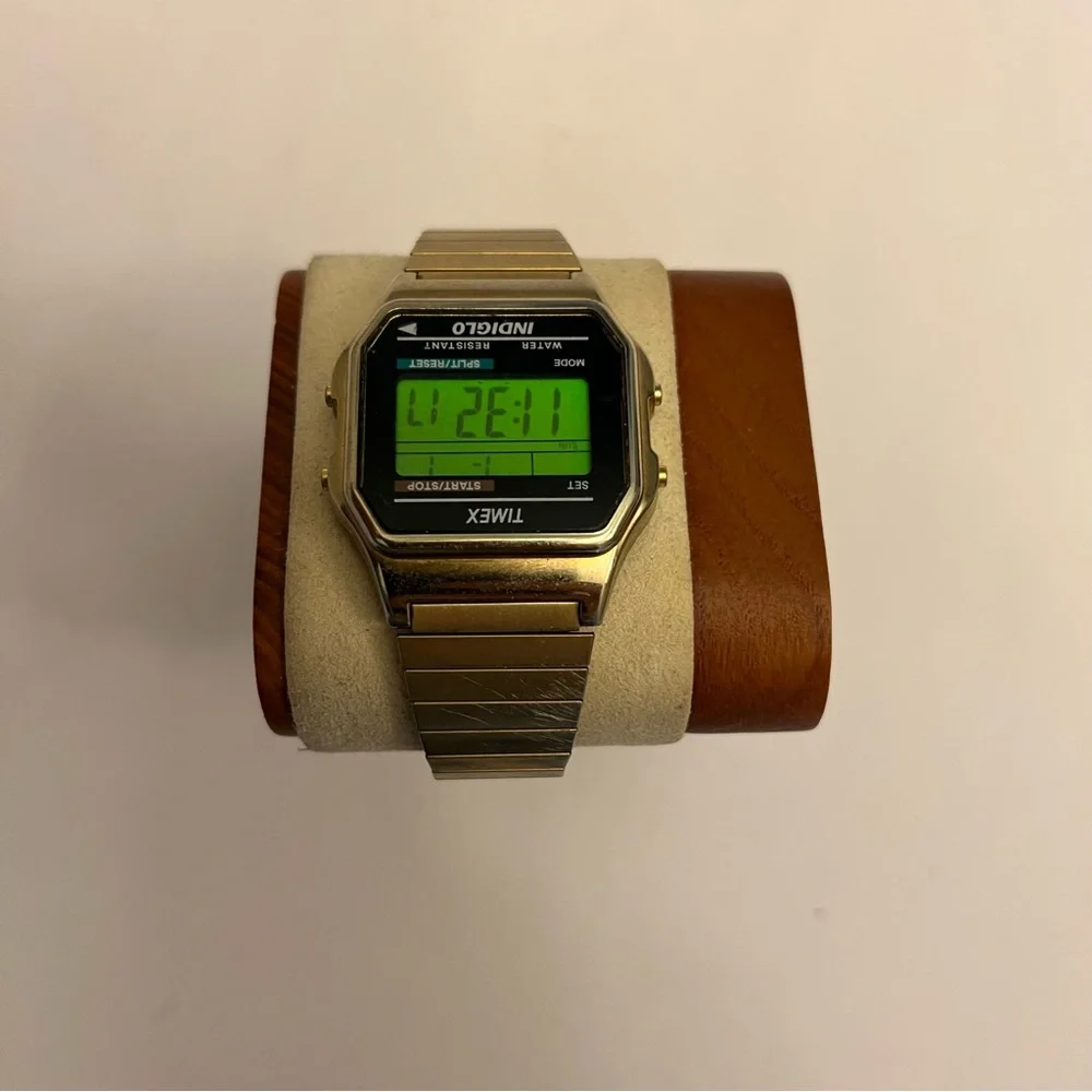 Timex ‎ Digital Goldtone Expansion Watch Alarm Indiglo Chrono New Battery 6.5”